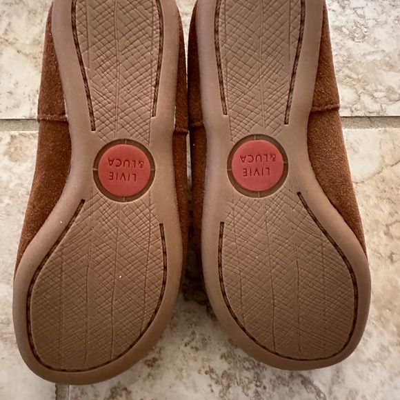New With Tags Livie & Luca Suede Willow Shoes - Picture 4 of 5